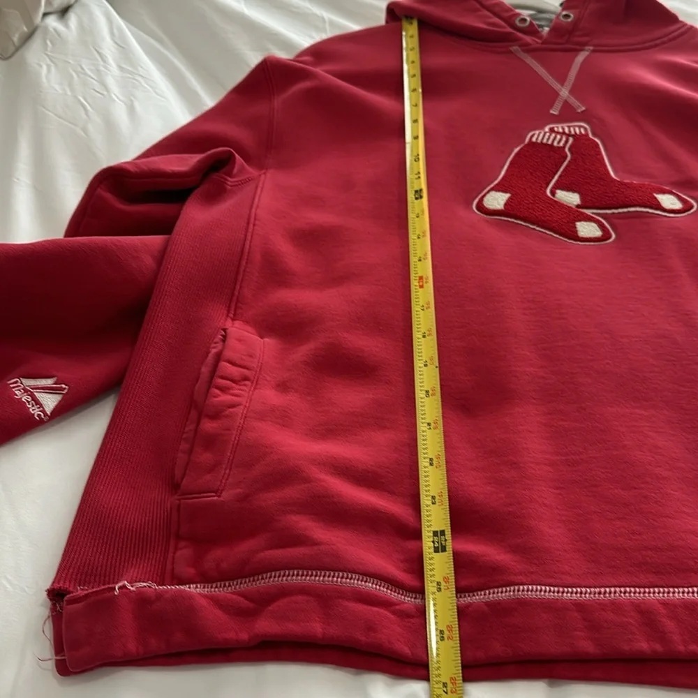 Majestic Athletic Vintage Men's Red & White Boston Red Sox Hoodie Size L